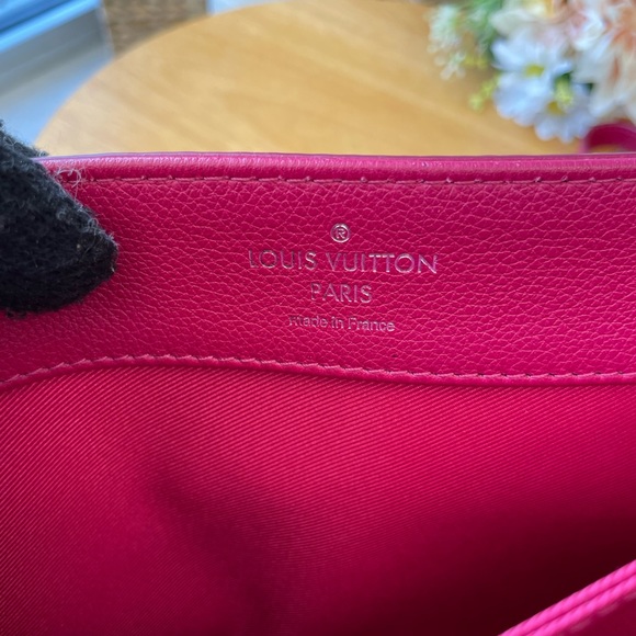 LOUIS VUITTON LOCKME II VGC COMPLETE INCLUSION DUSTBAG DC DU2195 ‼️JUNE SALE‼️ - Picture 10 of 15